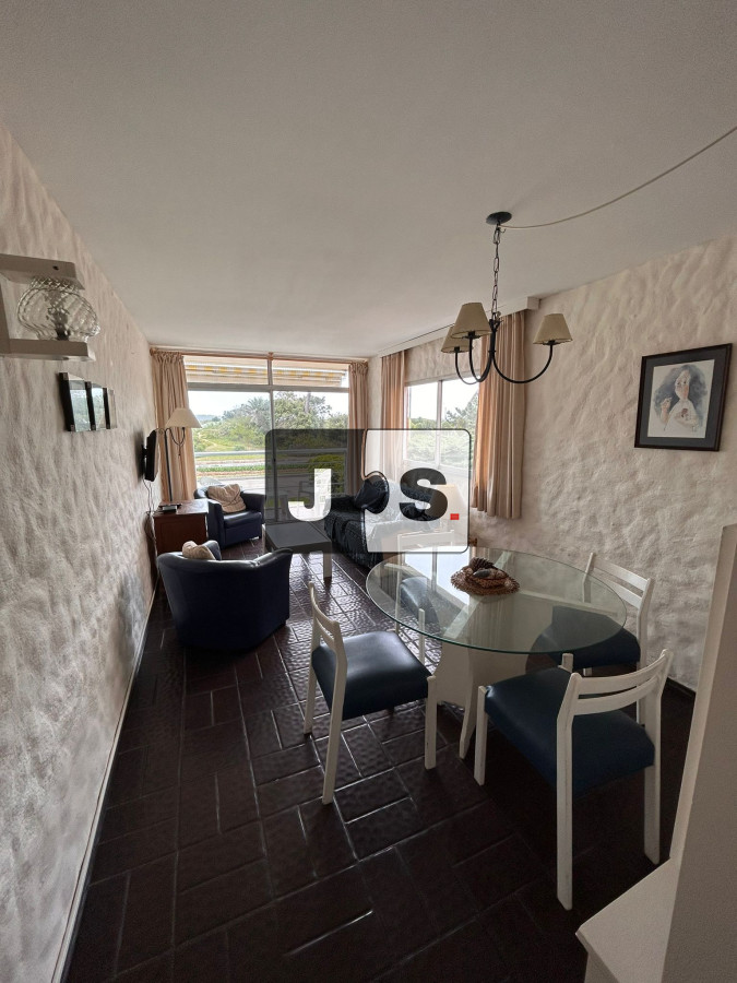 Apartamento ID.3439 - Venta de apartamento de dos dormitorios en Playa Mansa, Punta del Este, Uruguay 