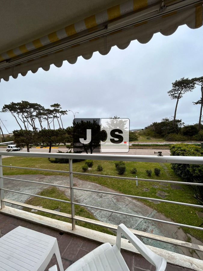 Apartamento ID.3439 - Venta de apartamento de dos dormitorios en Playa Mansa, Punta del Este, Uruguay 