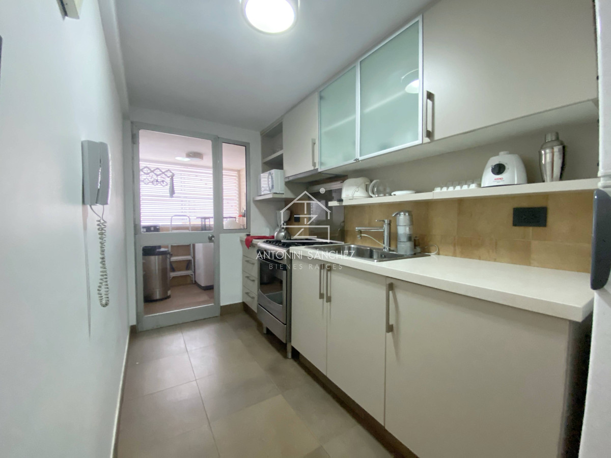 Apartamento ID.992 - Venta de Apartamento 2 dormitorios en Playa Mansa, Punta del Este.