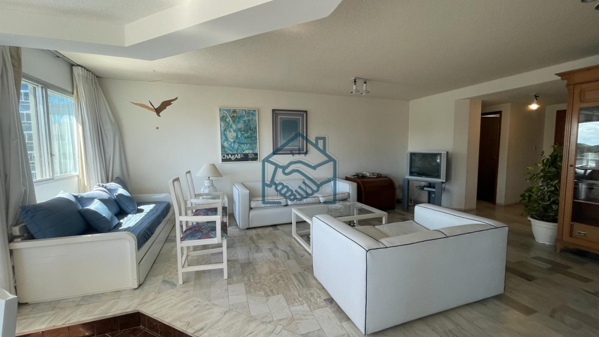 Apartamento ID.1317/Venta-de-apartamento-3-dormitorios-en-Roosevelt,-Punta-del-Este. - Venta de apartamento 3 dormitorios en Roosevelt, Punta del Este.