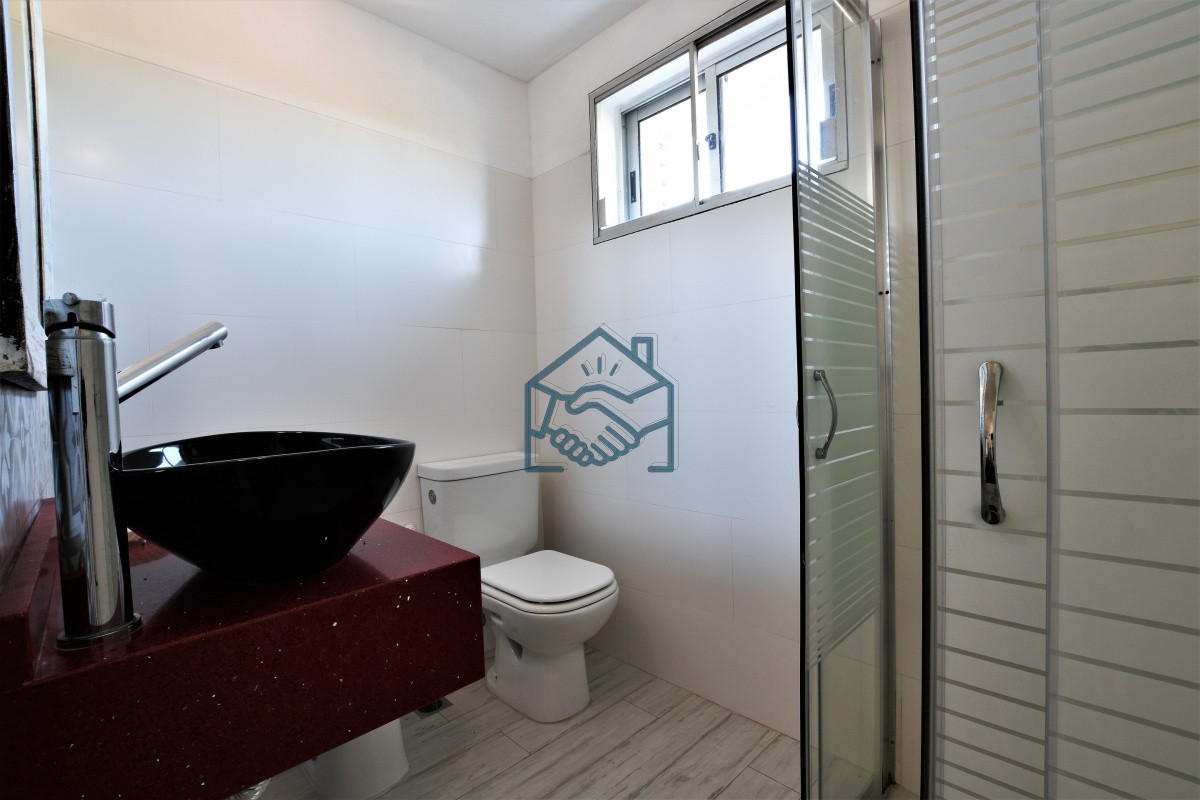 Apartamento ID.1220/Venta-de-Apartamento-1-dormitorio-en-Playa-Mansa,-Punta-del-Este. - Venta de Apartamento 1 dormitorio en Playa Mansa, Punta del Este.