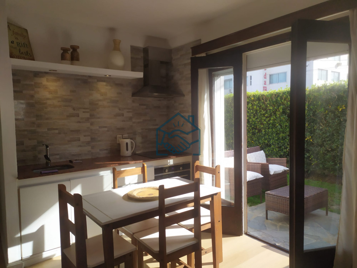 Apartamento ID.1252/Apartamento-1-y-12-dormitorios,-Punta-del-Este - Apartamento 1 y 12 dormitorios, Punta del Este