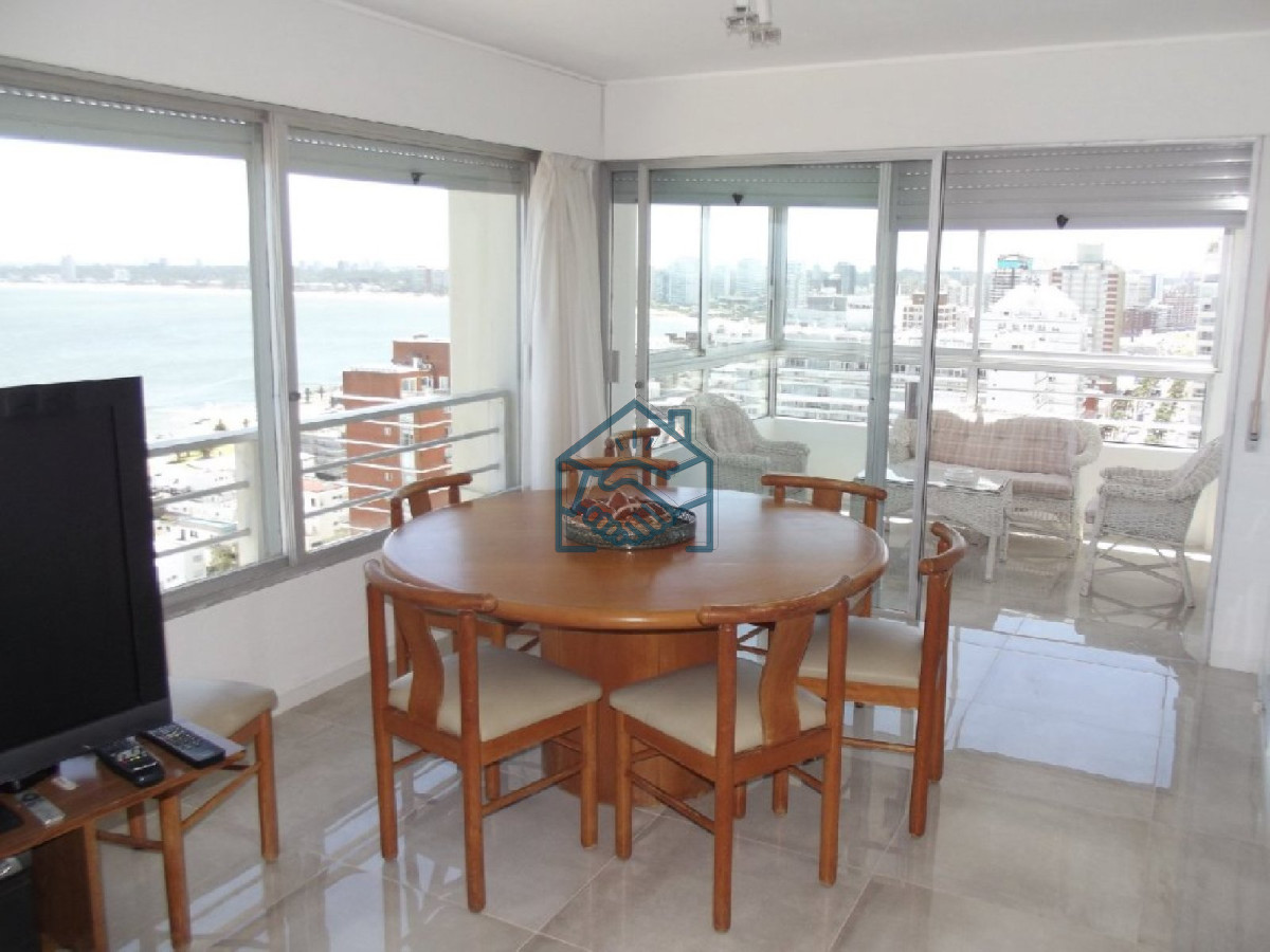 Apartamento ID.396/Venta-apartamento-3-dormitorios,-Península,-Punta-del-Este. - Venta apartamento 3 dormitorios, Península, Punta del Este.