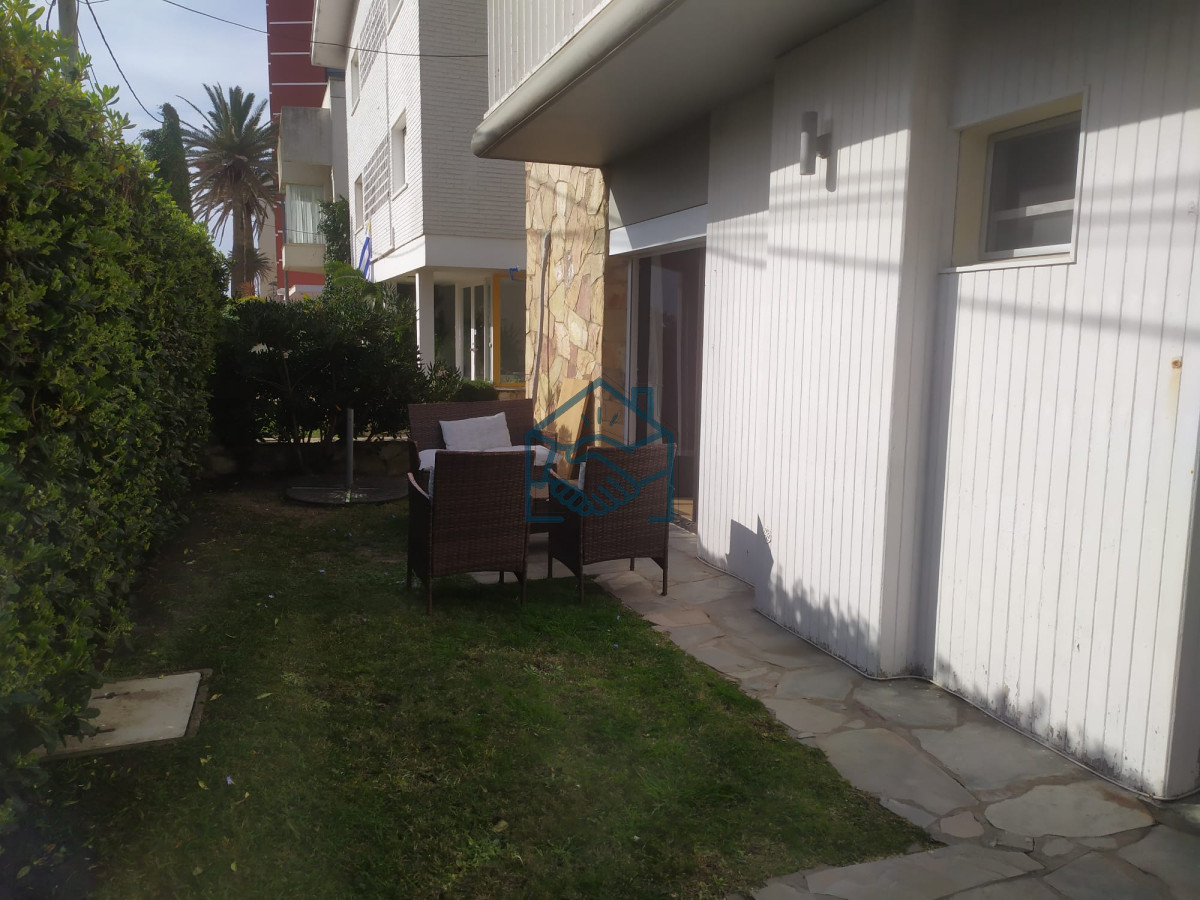 Apartamento ID.1252/Apartamento-1-y-12-dormitorios,-Punta-del-Este - Apartamento 1 y 12 dormitorios, Punta del Este