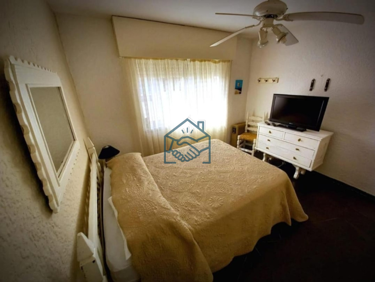 Apartamento ID.1220/Venta-de-Apartamento-1-dormitorio-en-Playa-Mansa,-Punta-del-Este. - Venta de Apartamento 1 dormitorio en Playa Mansa, Punta del Este.