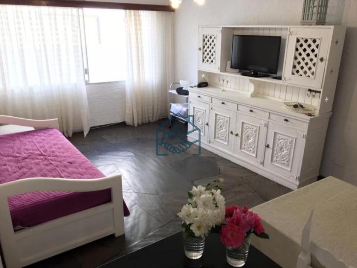 Apartamento ID.1220/Venta-de-Apartamento-1-dormitorio-en-Playa-Mansa,-Punta-del-Este. - Venta de Apartamento 1 dormitorio en Playa Mansa, Punta del Este.
