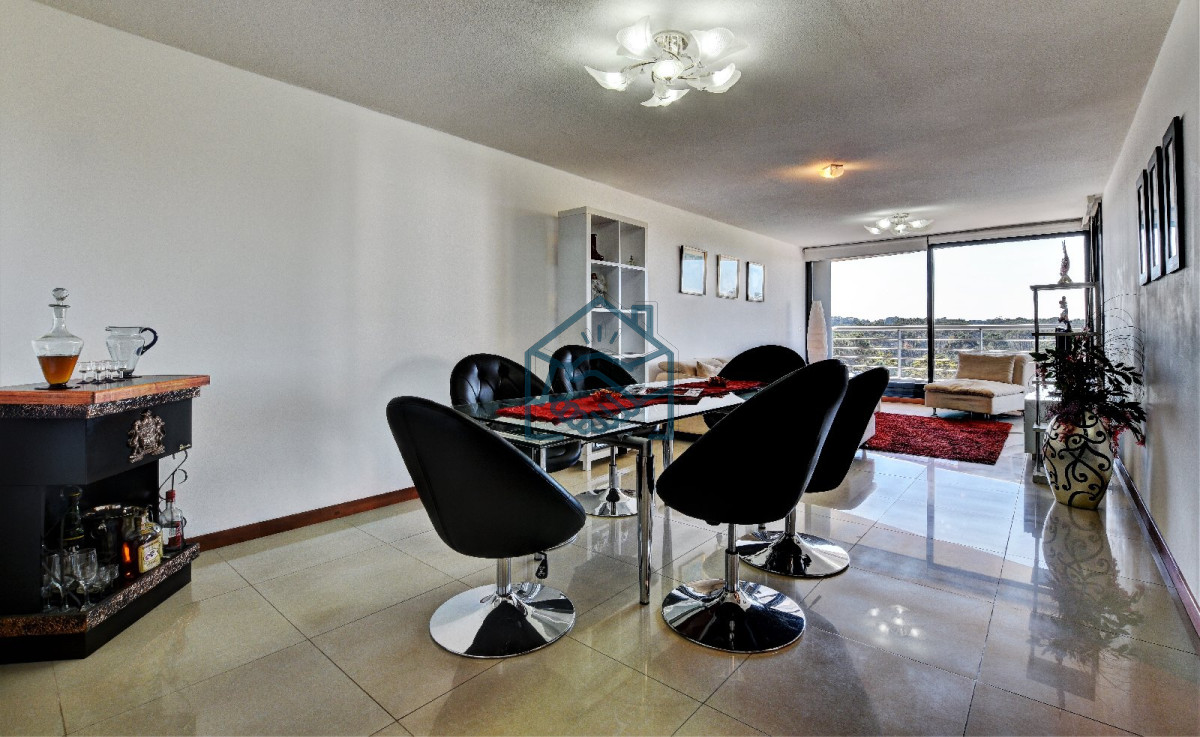 Apartamento ID.899/Venta-de-Apartamento-3-dormitorios-en-Roosevelt,-Punta-del-Este. - Venta de Apartamento 3 dormitorios en Roosevelt, Punta del Este.