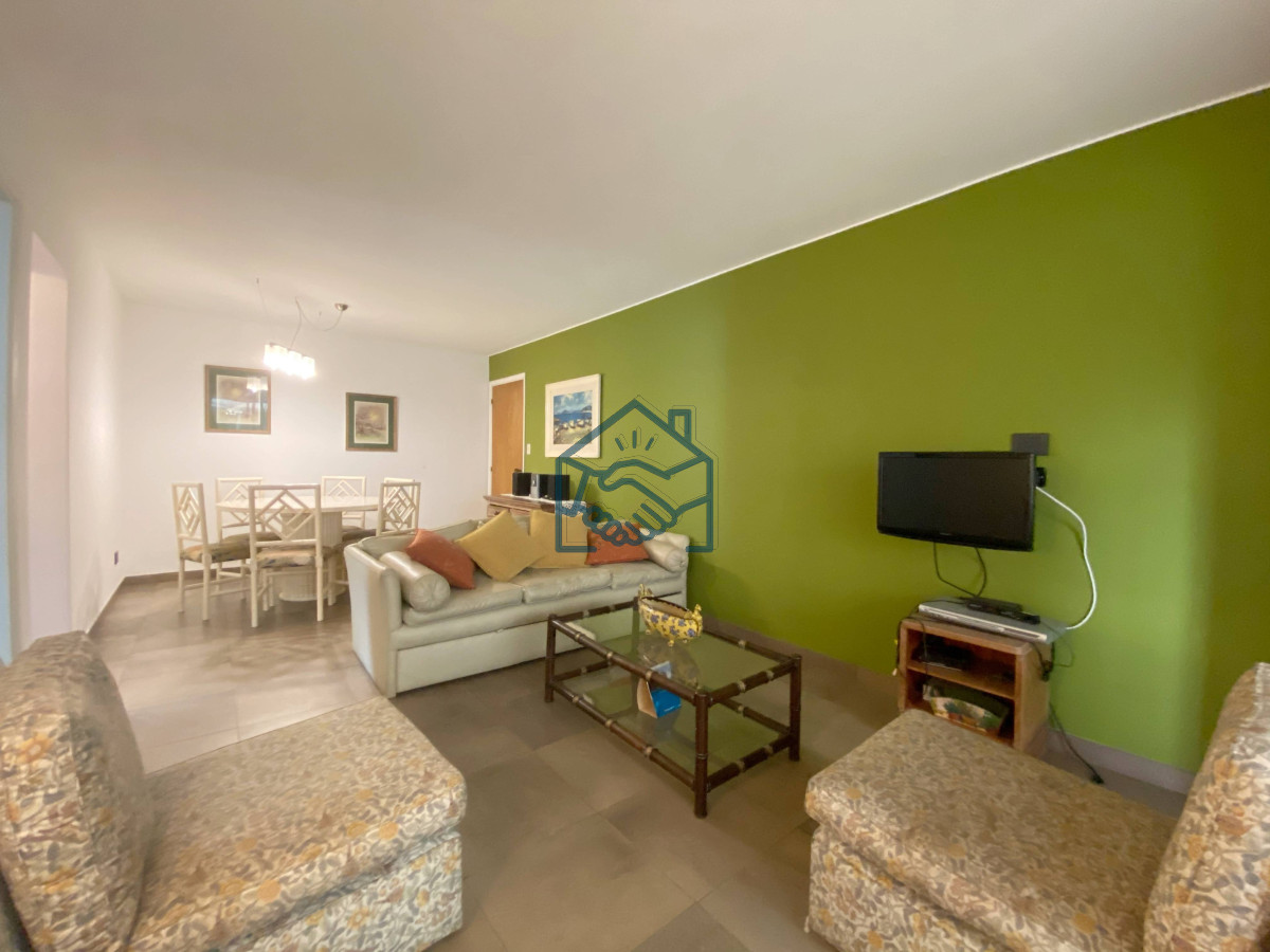 Apartamento ID.930/Venta-de-Apartamento-2-dormitorios-en-Playa-Mansa,-Punta-del-Este. - Venta de Apartamento 2 dormitorios en Playa Mansa, Punta del Este.