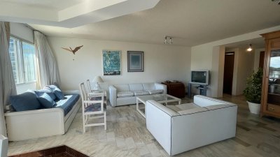 Apartamento ID.1317/Venta-de-apartamento-3-dormitorios-en-Roosevelt,-Punta-del-Este. - Venta de apartamento 3 dormitorios en Roosevelt, Punta del Este.