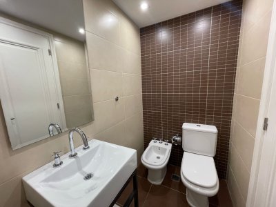 Apartamento ID.679/Venta-y-Alquiler-temporario-de-Apartamento,-3-dormitorios.-Playa-brava,-Punta-del-Este.- - Venta y Alquiler temporario de Apartamento, 3 dormitorios. Playa brava, Punta del Este. 