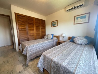 Apartamento ID.1317/Venta-de-apartamento-3-dormitorios-en-Roosevelt,-Punta-del-Este. - Venta de apartamento 3 dormitorios en Roosevelt, Punta del Este.