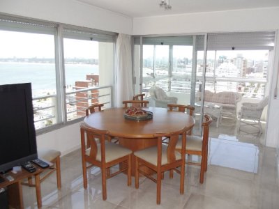 Apartamento ID.396/Venta-apartamento-3-dormitorios,-Península,-Punta-del-Este. - Venta apartamento 3 dormitorios, Península, Punta del Este.