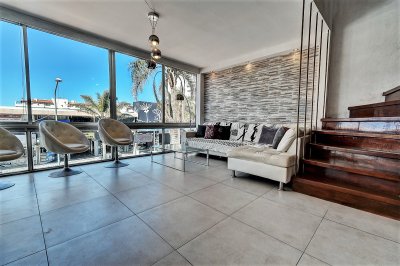 Apartamento ID.1322/Venta-de-Apartamento-3-dormitorios-en-Península,-Punta-del-Este. - Venta de Apartamento 3 dormitorios en Península, Punta del Este.