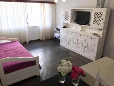 Apartamento ID.1220/Venta-de-Apartamento-1-dormitorio-en-Playa-Mansa,-Punta-del-Este. - Venta de Apartamento 1 dormitorio en Playa Mansa, Punta del Este.