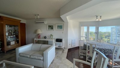 Apartamento ID.1317/Venta-de-apartamento-3-dormitorios-en-Roosevelt,-Punta-del-Este. - Venta de apartamento 3 dormitorios en Roosevelt, Punta del Este.