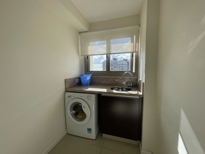 Apartamento ID.679/Venta-y-Alquiler-temporario-de-Apartamento,-3-dormitorios.-Playa-brava,-Punta-del-Este.- - Venta y Alquiler temporario de Apartamento, 3 dormitorios. Playa brava, Punta del Este. 