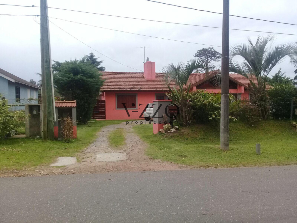 Casa ID.542/Venta-de-Casa-4-dormitorios-en-Beverly-Hills,-Punta-del-Este. - Venta de Casa 4 dormitorios en Beverly Hills, Punta del Este.