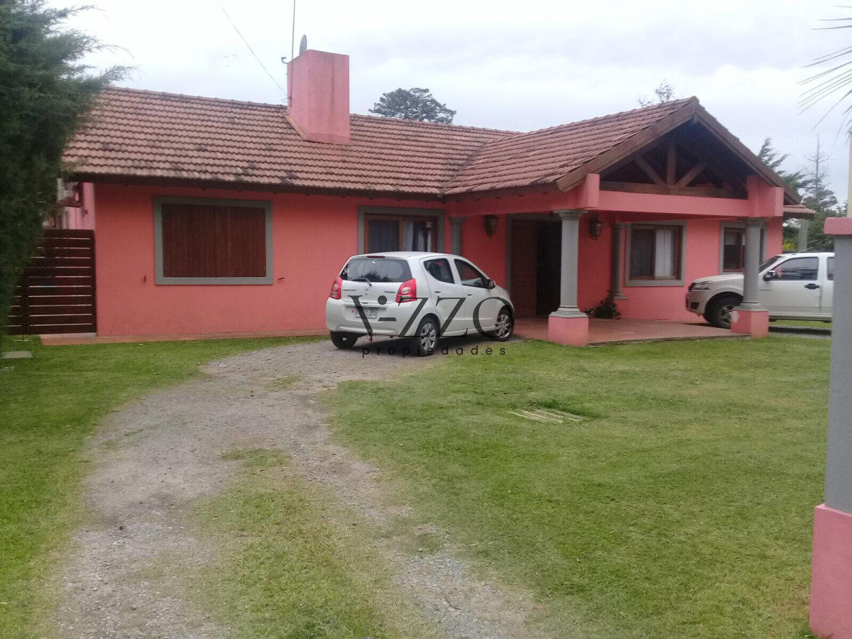 Casa ID.542/Venta-de-Casa-4-dormitorios-en-Beverly-Hills,-Punta-del-Este. - Venta de Casa 4 dormitorios en Beverly Hills, Punta del Este.