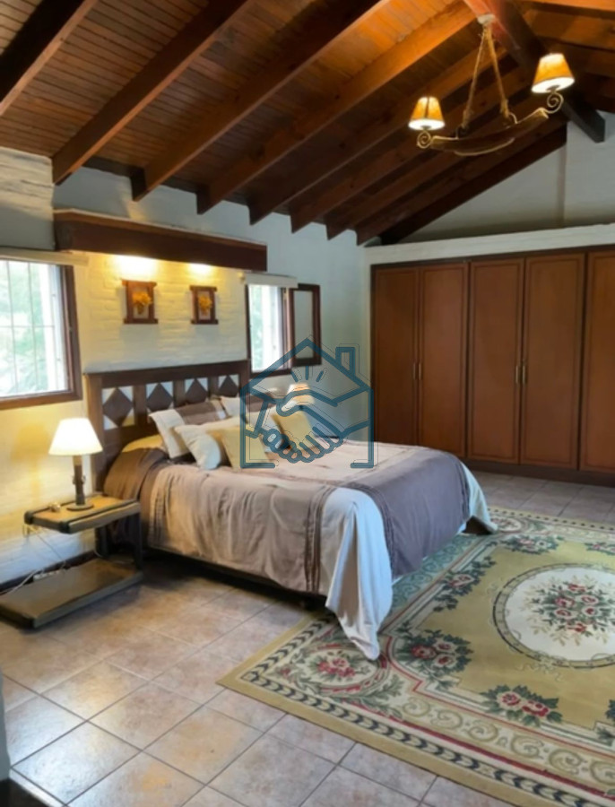 Casa ID.1098/Venta-de-casa-de-4-dormitorios-en-Beverly-Hills,-Punta-del-Este - Venta de casa de 4 dormitorios en Beverly Hills, Punta del Este