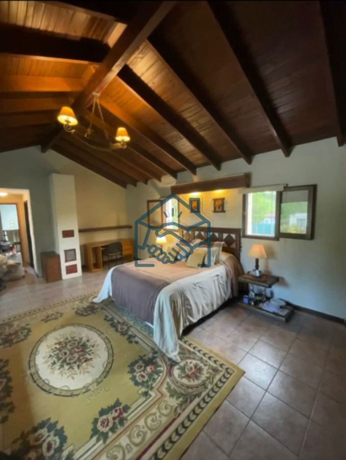 Casa ID.1098/Venta-de-casa-de-4-dormitorios-en-Beverly-Hills,-Punta-del-Este - Venta de casa de 4 dormitorios en Beverly Hills, Punta del Este