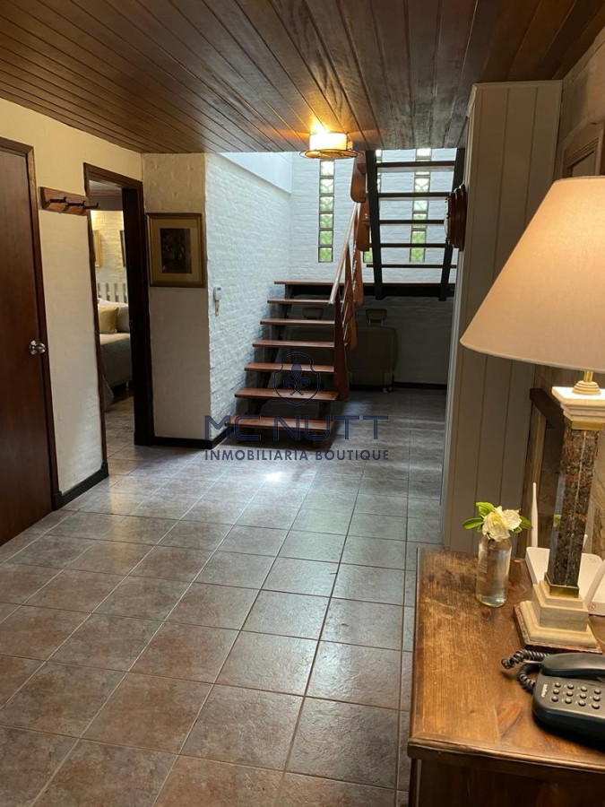 Casa ID.496/ - Venta de casa de 4 dormitorios en Beverly Hills, Punta del Este