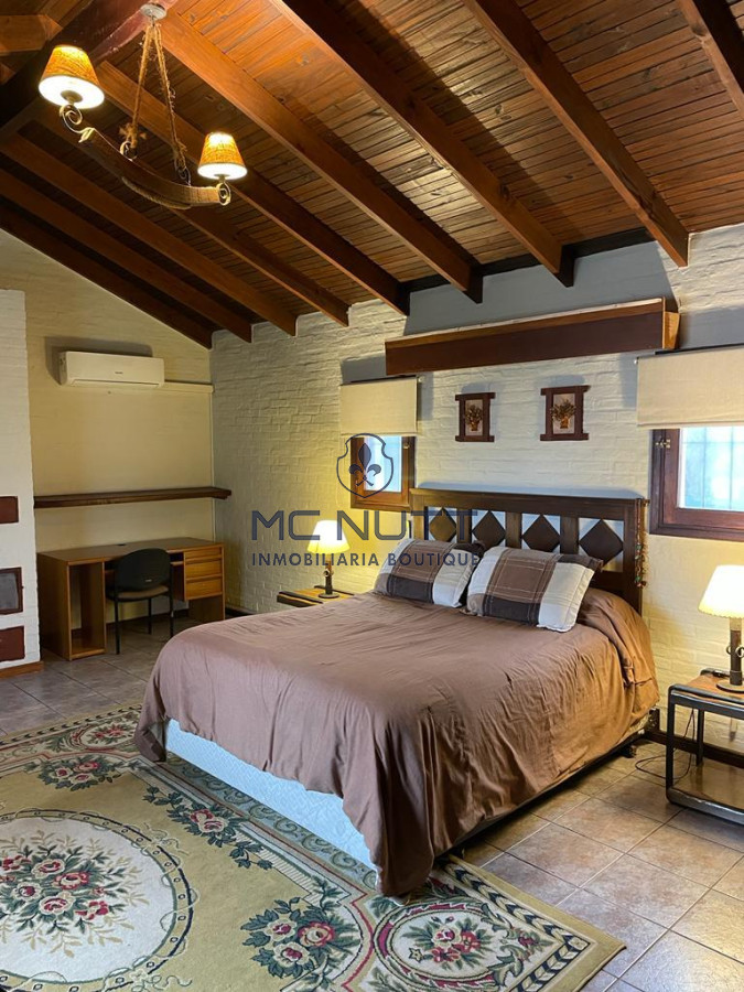 Casa ID.496/ - Venta de casa de 4 dormitorios en Beverly Hills, Punta del Este