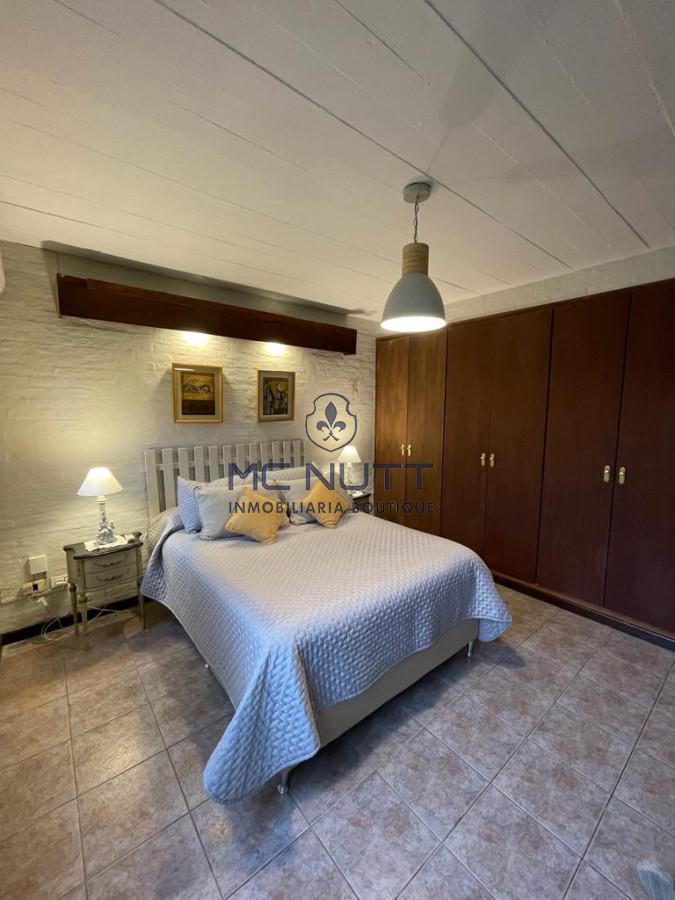 Casa ID.496/ - Venta de casa de 4 dormitorios en Beverly Hills, Punta del Este