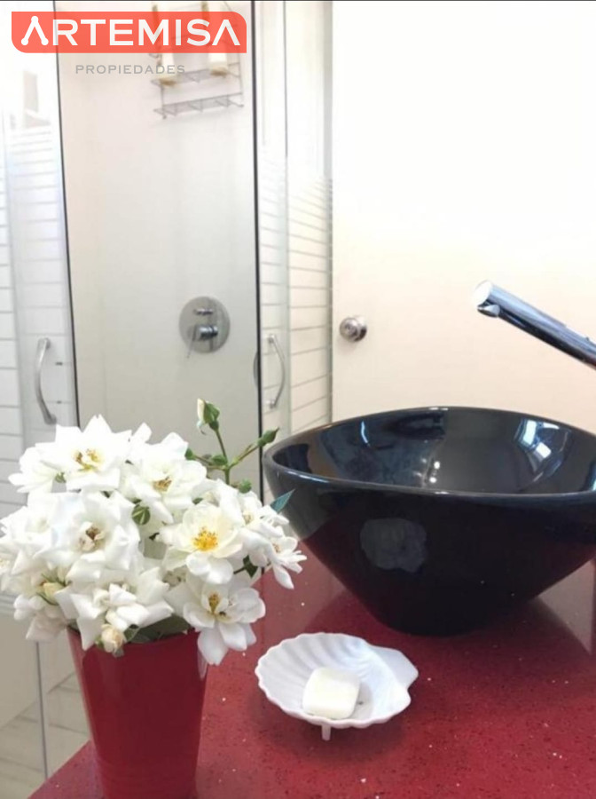 Apartamento ID.661 - Venta de Apartamento 1 dormitorio en Playa Mansa, Punta del Este.