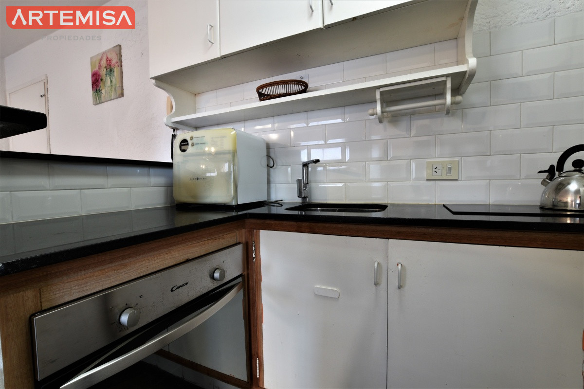 Apartamento ID.661 - Venta de Apartamento 1 dormitorio en Playa Mansa, Punta del Este.