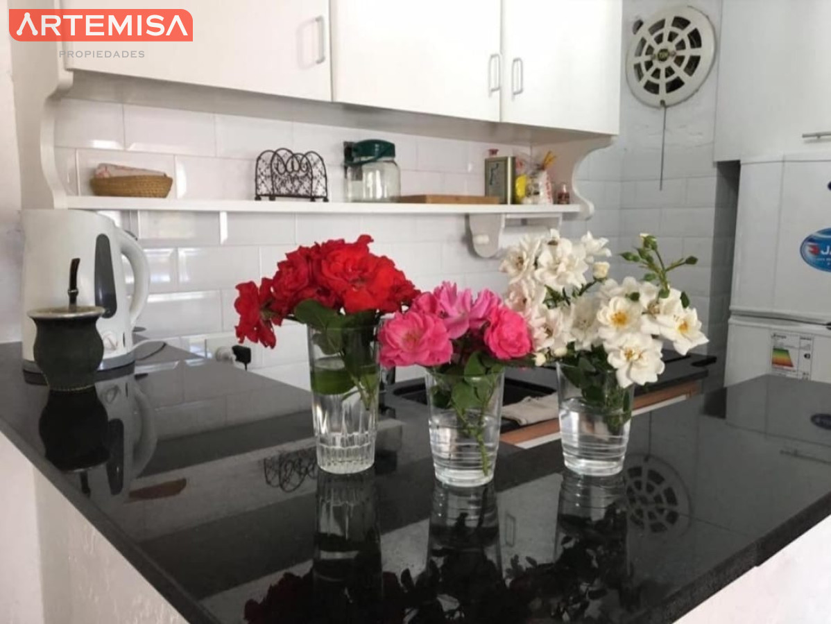 Apartamento ID.661 - Venta de Apartamento 1 dormitorio en Playa Mansa, Punta del Este.