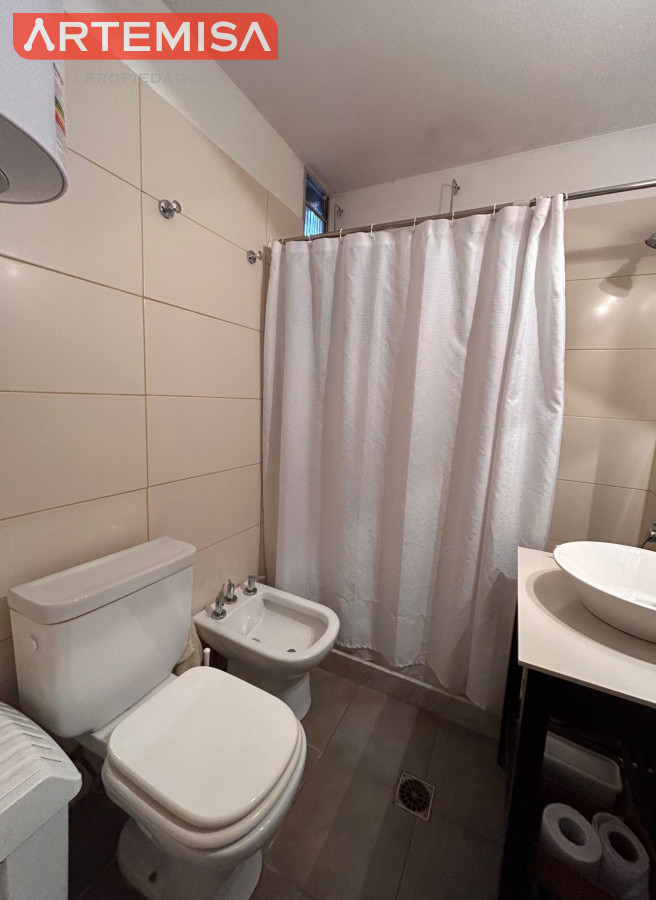 Apartamento ID.623 - Venta de apartamento de dos dormitorios en Playa Mansa, Punta del Este, Uruguay 