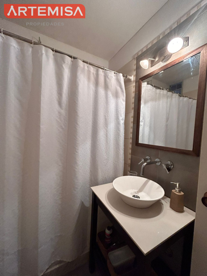 Apartamento ID.623 - Venta de apartamento de dos dormitorios en Playa Mansa, Punta del Este, Uruguay 