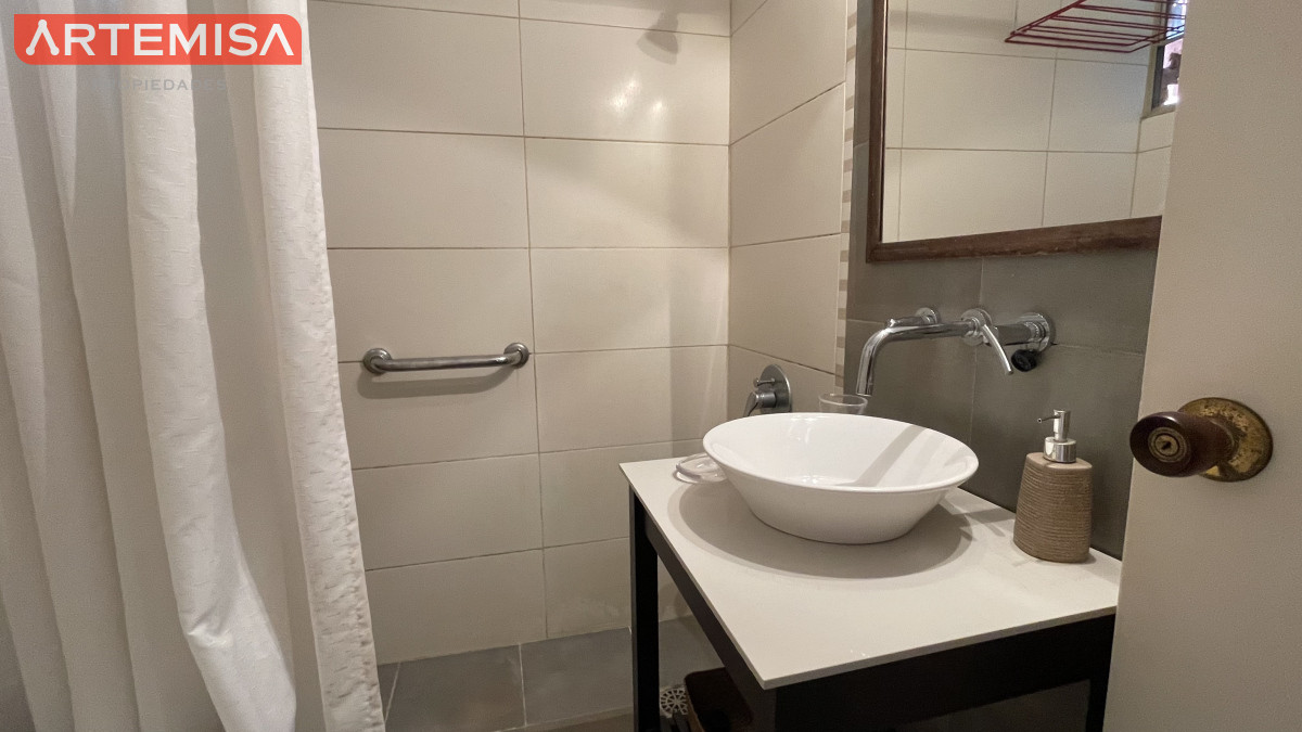 Apartamento ID.623 - Venta de apartamento de dos dormitorios en Playa Mansa, Punta del Este, Uruguay 