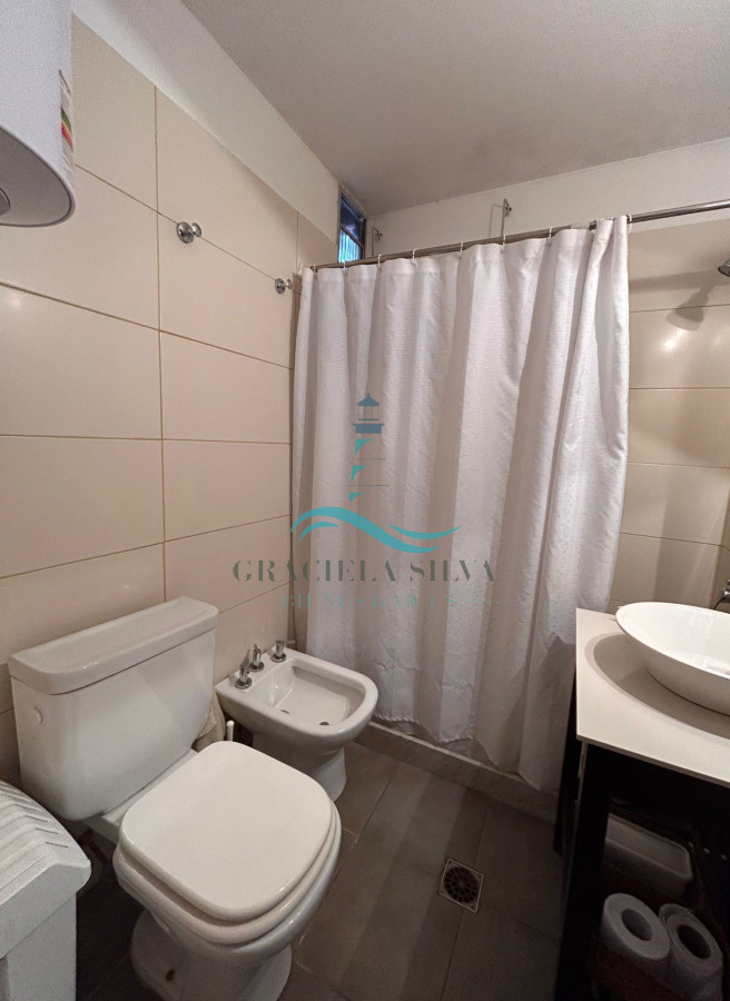 Apartamento ID.426/Venta-de-apartamento-de-dos-dormitorios-en-Playa-Mansa,-Punta-del-Este,-Uruguay- - Venta de apartamento de dos dormitorios en Playa Mansa, Punta del Este, Uruguay 