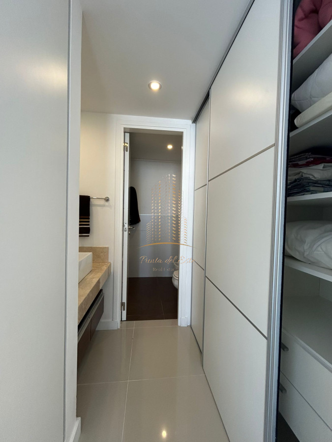 Apartamento ID.596 - Apartamento en venta y alquiler temporal en Punta del Este