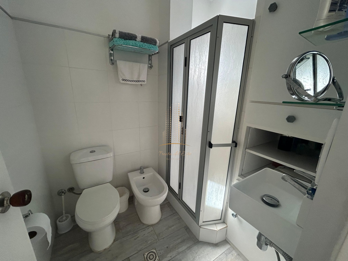 Apartamento ID.455 - Venta de apartamento de 1 dormitorio en Playa Mansa, Punta del Este