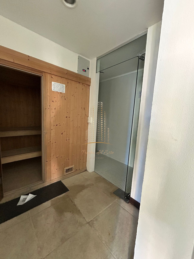 Apartamento ID.596 - Apartamento en venta y alquiler temporal en Punta del Este
