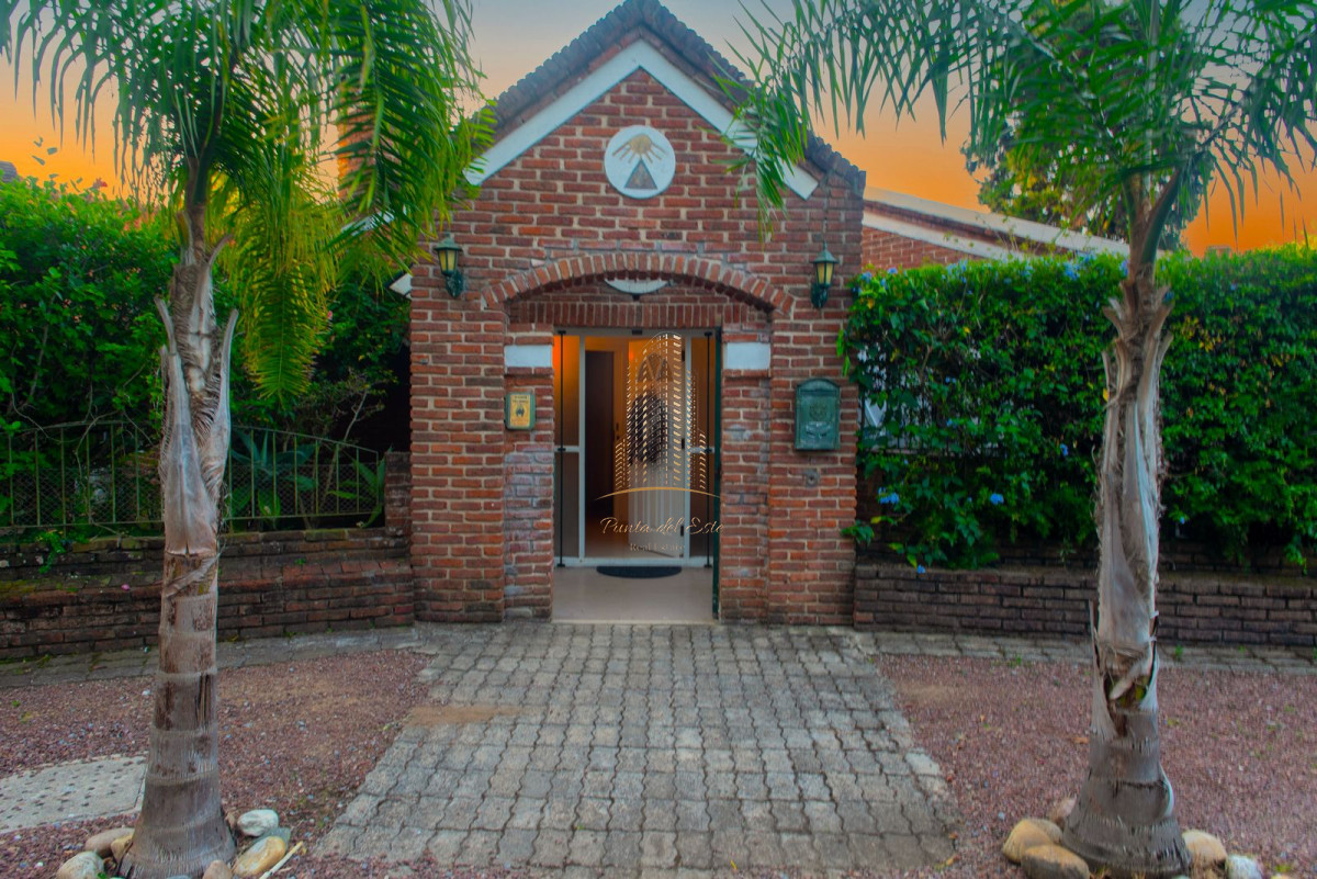 Casa ID.751 - CASA EN ALQUILER ANUAL EN PUNTA DEL ESTE