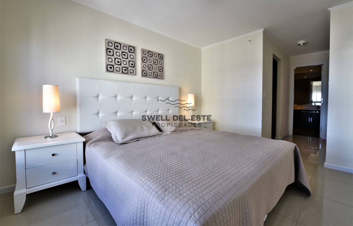 Apartamento ID.122 - Venta de Apartamento, 2 dormitorios. Playa brava, Punta del Este. 