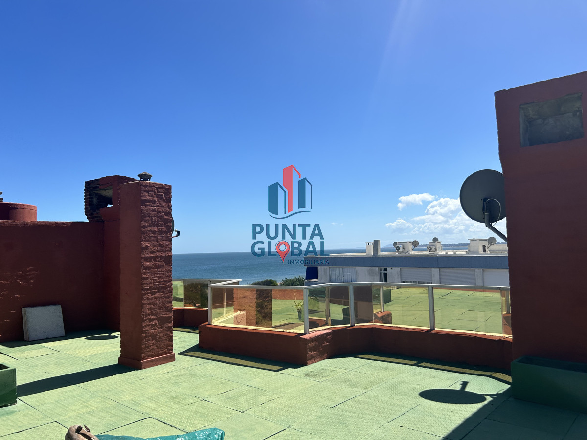 Apartamento ID.161 - Alquiler temporario de Apartamento de 4 dormitorios en Playa Mansa, Punta del Este