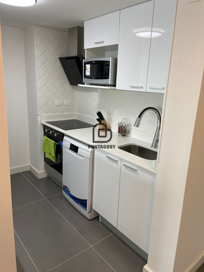 Apartamento ID.1372 - VENTA Y ALQUILER  2 dormitorios Peninsula Punta del Este