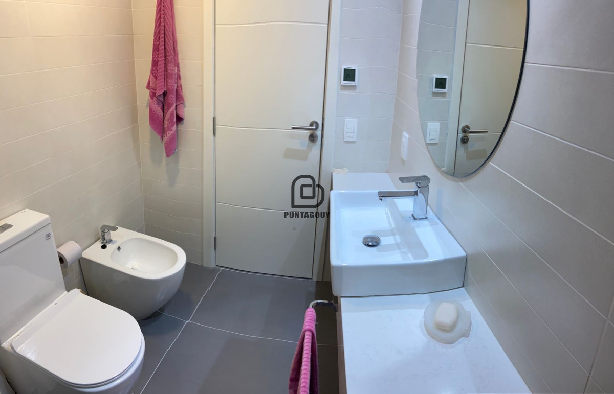 Apartamento ID.1372 - VENTA Y ALQUILER  2 dormitorios Peninsula Punta del Este