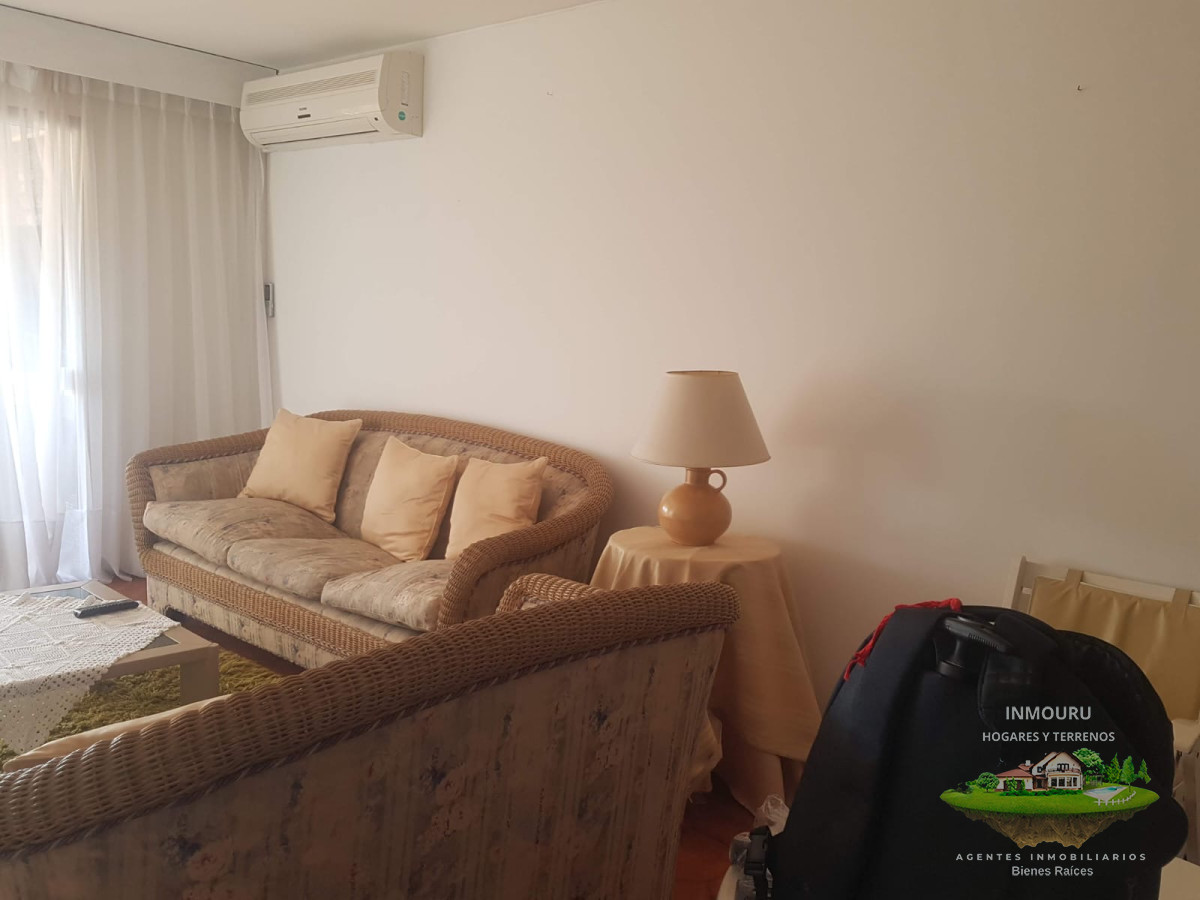 Apartamento ID.780 - Alquiler temporario de Apartamento de 4 dormitorios en Playa Mansa, Punta del Este