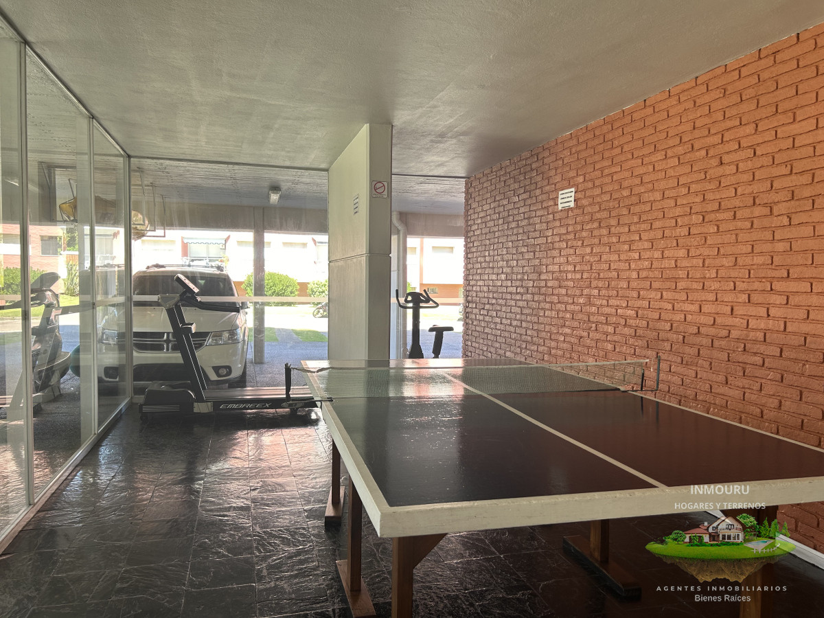 Apartamento ID.780 - Alquiler temporario de Apartamento de 4 dormitorios en Playa Mansa, Punta del Este