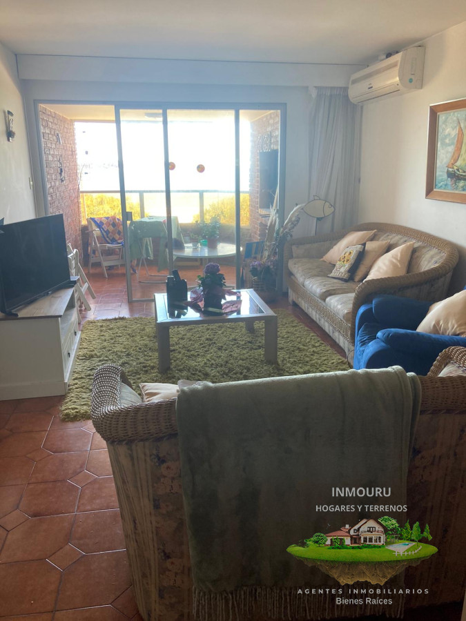 Apartamento ID.780 - Alquiler temporario de Apartamento de 4 dormitorios en Playa Mansa, Punta del Este