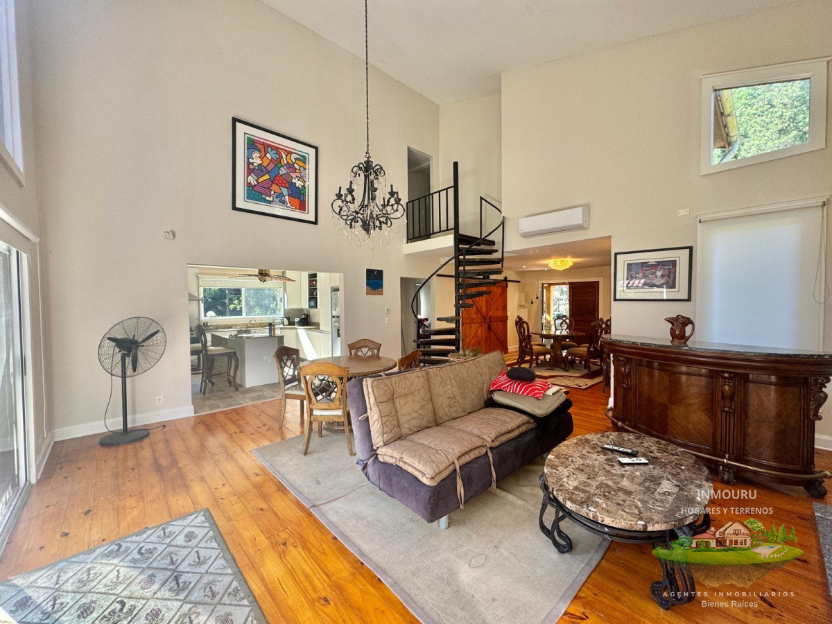 Casa ID.1047 - CASA EN ALQUILER ANUAL EN SOLANAS