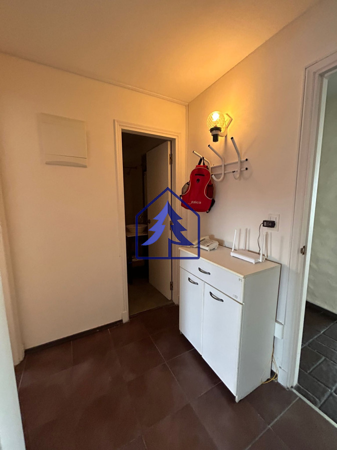 Apartamento ID.21 - Venta de apartamento de dos dormitorios en Playa Mansa, Punta del Este, Uruguay 