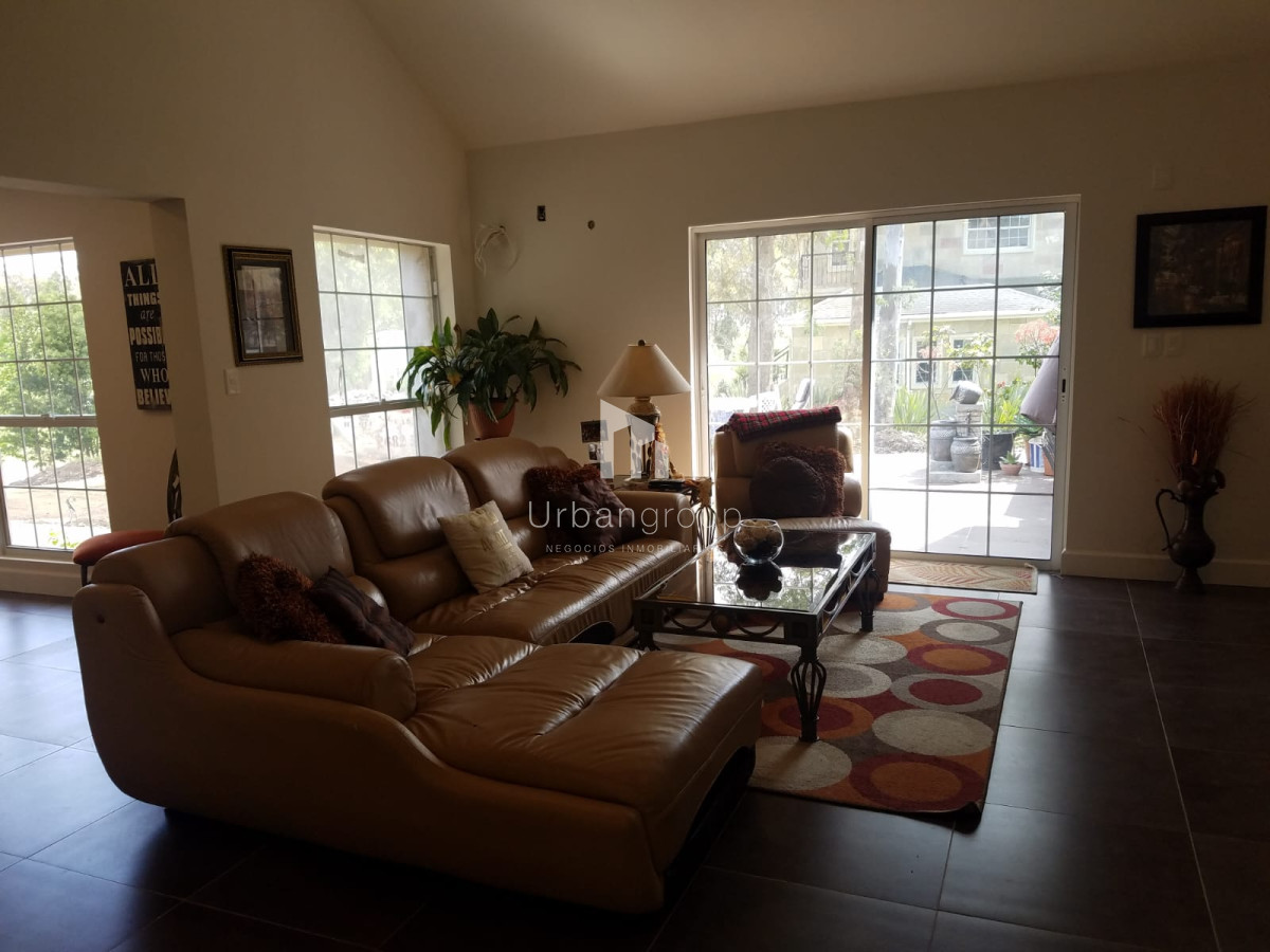 Casa ID.41 - Venta de Casa, en Cumbres de Carrasco