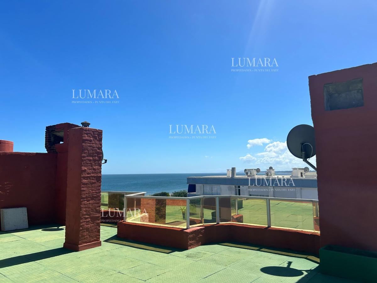 Apartamento ID.1081 - Alquiler invernal de apartamento de 4 dormitorios en Playa Mansa, Punta del Este