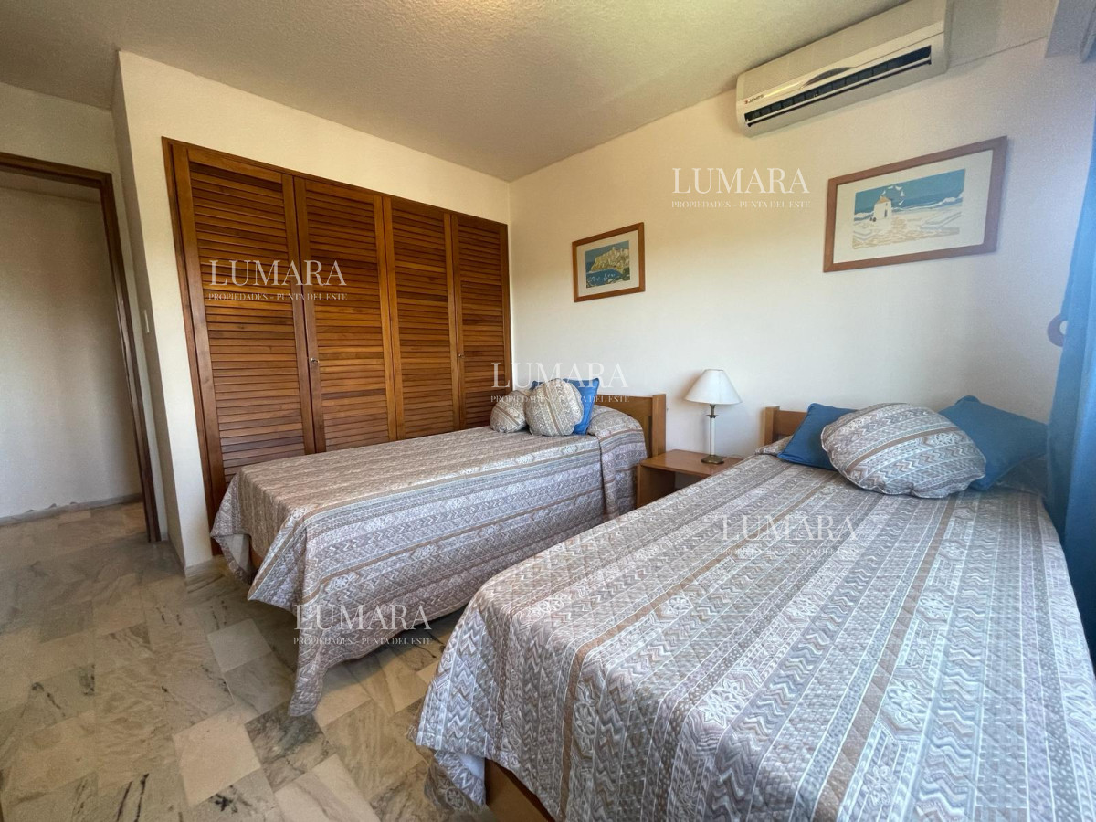 Apartamento ID.226 - Venta de apartamento 3 dormitorios en Roosevelt, Punta del Este.